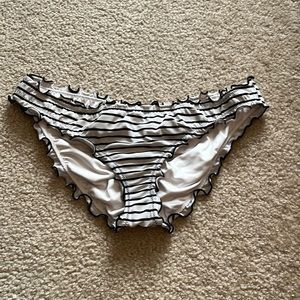 VS swim bikini bottoms